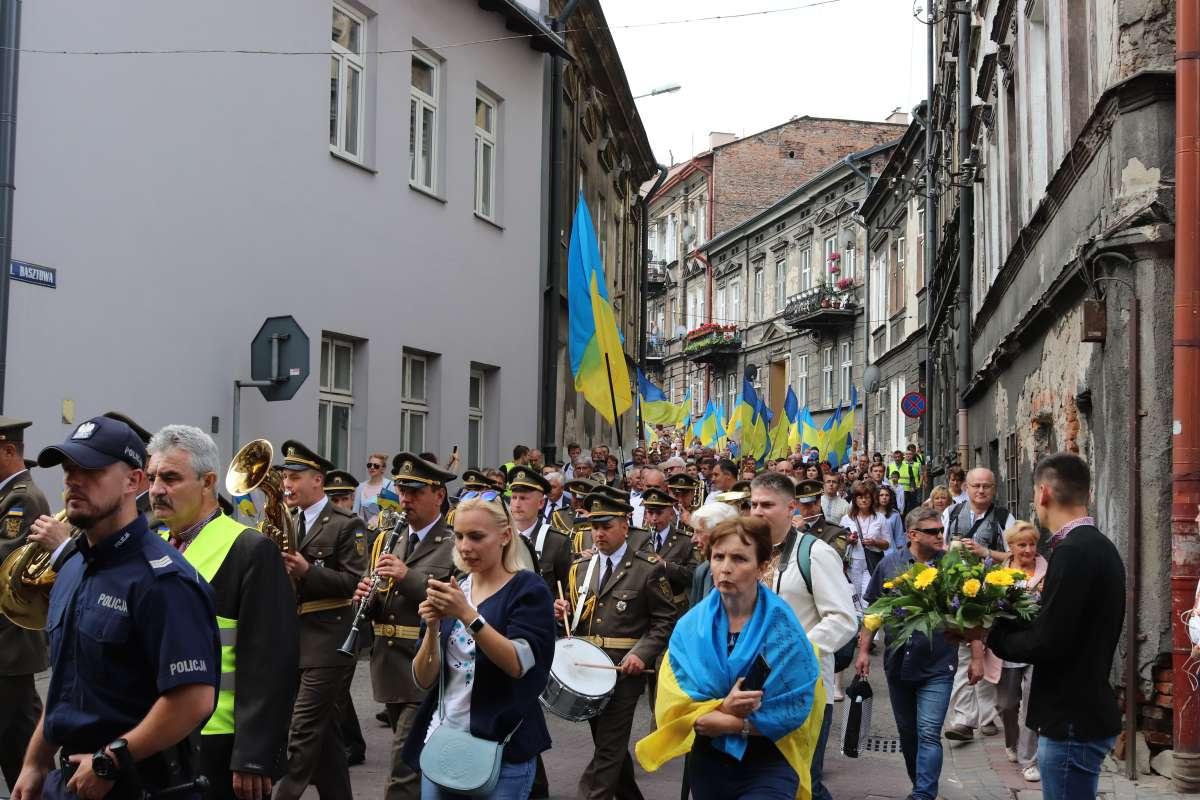 В Перемышле по случаю праздника украинской национальной памяти состоялась ежегодная украинская процессия
