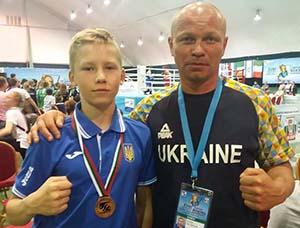 В целом украинская сборная получила на чемпионате Европы по боксу среди школьников 19 наград, среди которых 5 серебряных и 14 бронзовых медалей